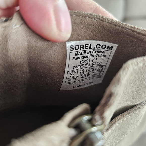 Sorel Joan Of Arctic Buckle Leather Wedge II Boot - Picture 10 of 10